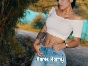 Annie_Horny