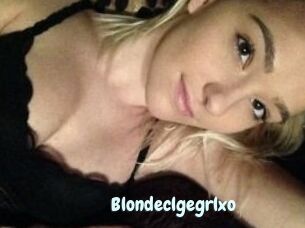 Blondeclgegrlxo