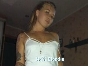 Hott_Blondie