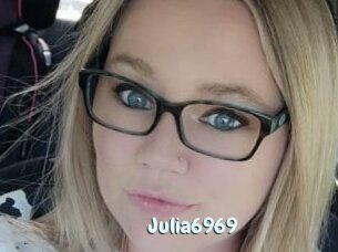 Julia6969