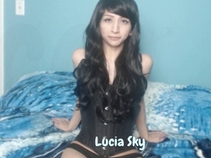 Lucia_Sky