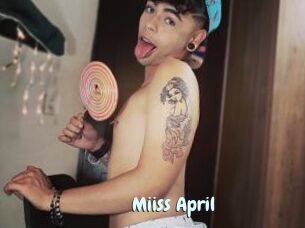 Miiss_April