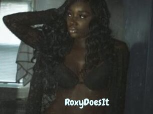 RoxyDoesIt