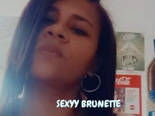 SEXYY_BRUNETTE