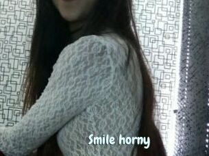 Smile_horny