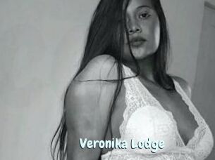 Veronika_Lodge